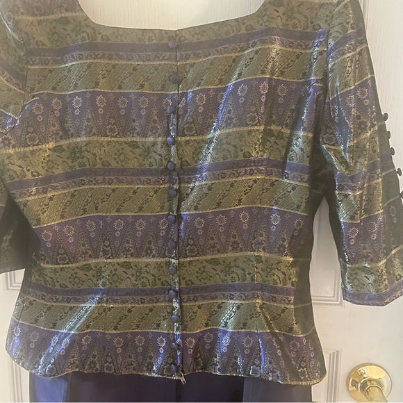 Raw Silk 2 Piece Evening Gown - Picture 6 of 6